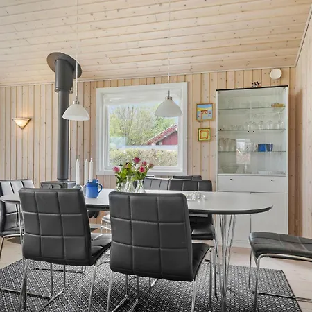 Сasa de vacaciones Preciosa Casa En Con Wifi Haderslev